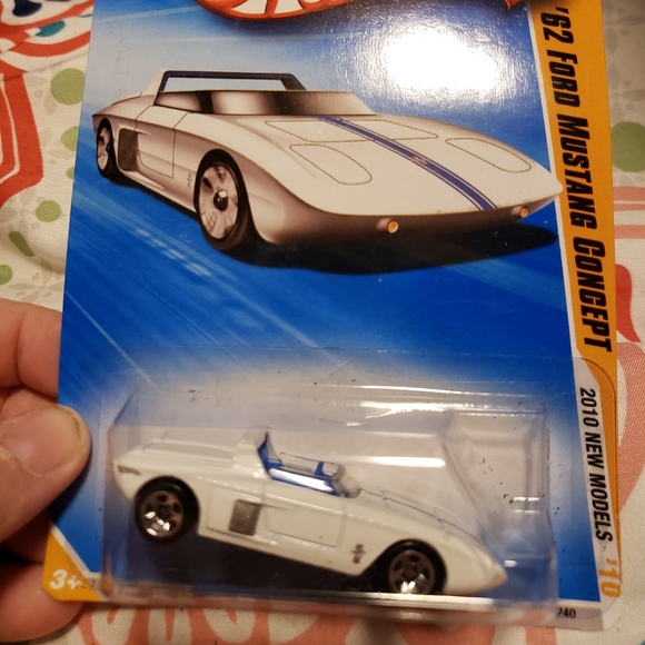 Hot Wheels "'62 Ford Mustang Concept" - Picture 1 of 2